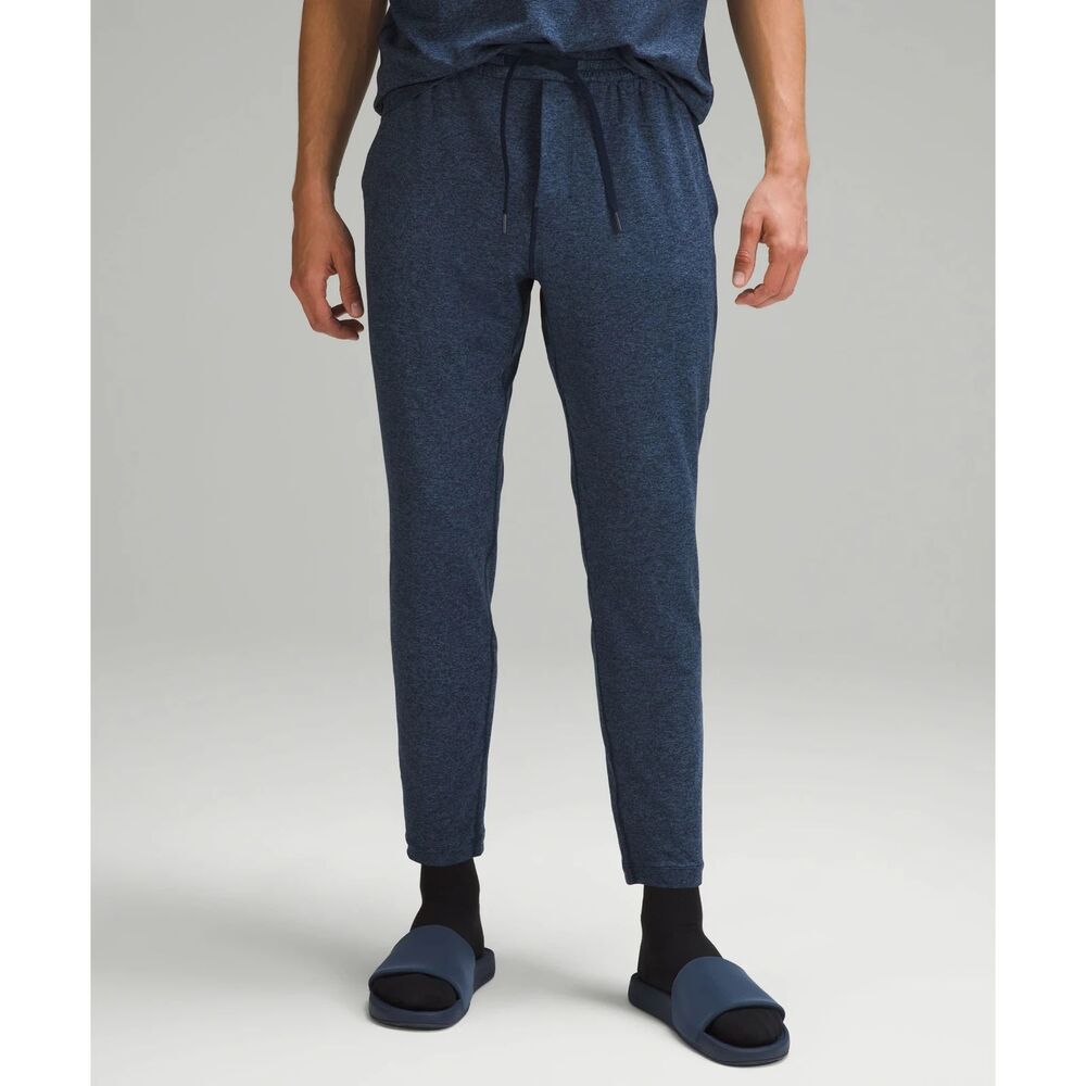 Lululemon Soft Jersey Tapered Pants Shorter Blue Mens S Small LM5BBJS
